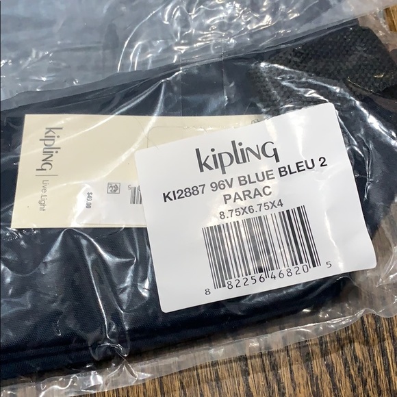 Brand new Kipling Parac Small Toiletry Bag Navy - Picture 8 of 8